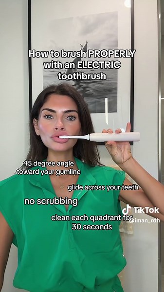 Electric Toothbrush Brushing Tips for Optimal Oral Care