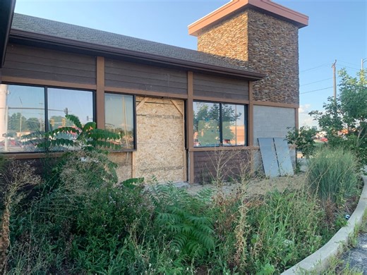 What's Happening To Old Elmhurst Restaurant Building?