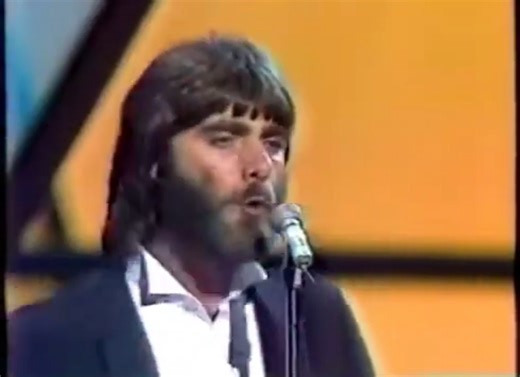 74K views · 5.2K reactions | Alabama – Roll On 18 Wheeler... Dive into the full Music Video: https://classic-country.oldiesclassic.org/alabama-roll-on-18-wheeler/?utm_source=facebook&utm_medium=horeel&utm_campaign=classiccountrysongsfastslowsongs | Classic Country Songs Fast & Slow Songs | Facebook