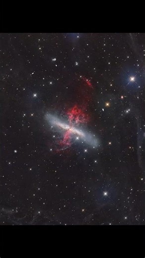 M82: Starburst Galaxy with a Superwind 🌌 #Shorts