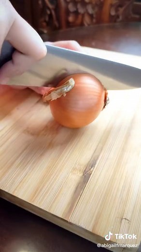 Ebi Burger Recipe: Homemade Crispy Shrimp Patty with Creamy Dressing