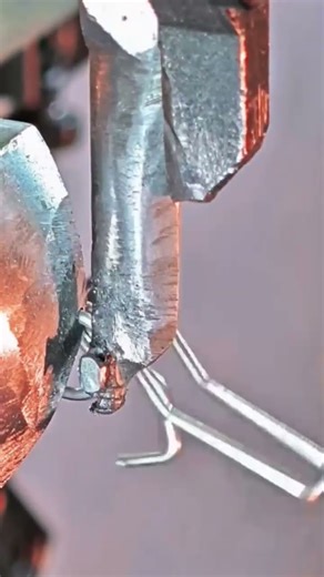 Metal Spring Clips Making in This Machine #metalwork #machine