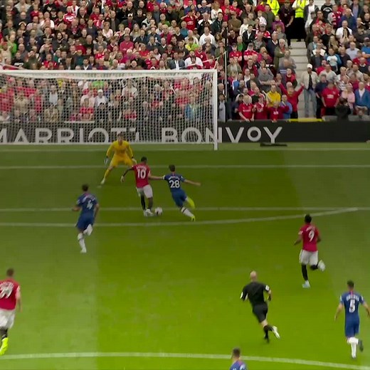 The biggest games. Legendary players. Go all in on sports experiences with the hotel loyalty. | Marriott Bonvoy