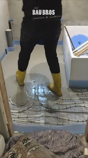 Fußbodenheizung + Estrich einbauen,WC-Vorwandelement installieren! DIY komplette Badsanierung Teil 9