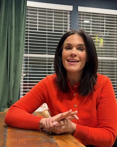 Parents often search for reading programs that are easy to use at home and don’t require lesson planning. This phonics-based program is designed to support early readers through guided lessons, interactive practice, and hands-on activities. It’s commonly used by homeschool families and parents who want extra reading support outside of school, especially for kids working on phonics, decoding, and early fluency. #learningtoread #phonicsprogram #earlyreading #readinghelpforkids #kidsreading #readin