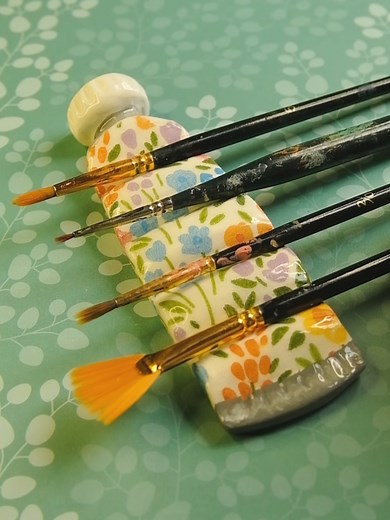 🖌🎨 Simple & beautiful. The decoupage technique is my favorite one😊 #airdryclay #brushholder #diyideas #tutorial #decoupage