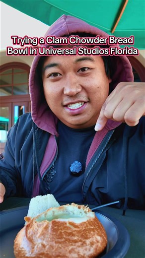 Enjoy Delicious Clam Chowder Bread Bowl at Universal