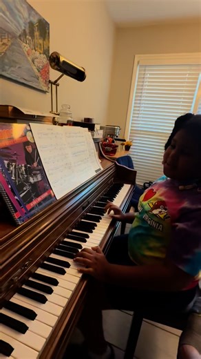 1.8K views · 46 reactions | Akkie Keys ! Musical genius! Who needs to read music when you have ears this Golden!? 1 year of professional lessons, the other 6 years self-taught. #blindandable #icanseebuticant #ONH #lowvision #blindpianist #piano #aliciakeys Alicia Keys | A Walk By Faith with Akori | Facebook