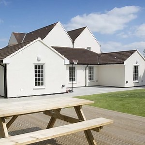 Cotswolds Rehab Clinic | Gloucester Rehab | Gladstones Clinic