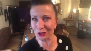 17K views · 49 reactions | Am 27.4.spielt Patrizia Moresco zum letzten Mal ihr Programm "Die Hölle des positiven Denkens" im Theaterhaus! Schnell die letzten Karten sichern: https://bit.ly/2tevurE oder Tel.: 0711-4020720 | Theaterhaus Stuttgart | Facebook