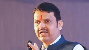 देवेंद्र फडणवीस यांनी मंत्र्यांचे ओएसडी आणि खाजगी सचिव म्हणून 109 नावांना मान्यता दिली