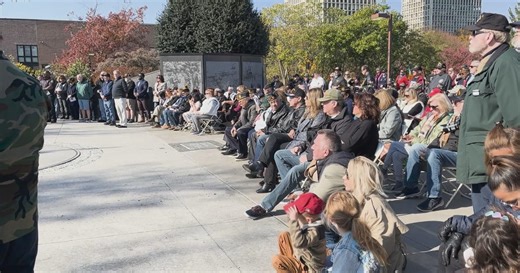 Community members unite at Philadelphia Vietnam Veterans Memorial to honor those who served