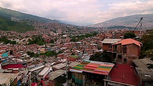 Watch Long Way Up Season 1 Episode 8 - Ecuador