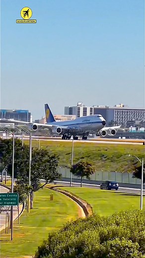 LUFTHANSA (Retro livery) BOEING 747-8 LANDING AT LOS ANGELES INTERNATIONAL AIRPORT #fyp #la #losangeles #laxairport #planespotting #planespotter #planespotters #aviation #pilot #flightattendant #cabincrew #takeoff #aircraft #lufthansa #boeing747 #retrolivery | Nvd Aviation