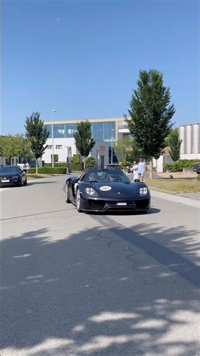 765LT and 918 Spyder leave event!