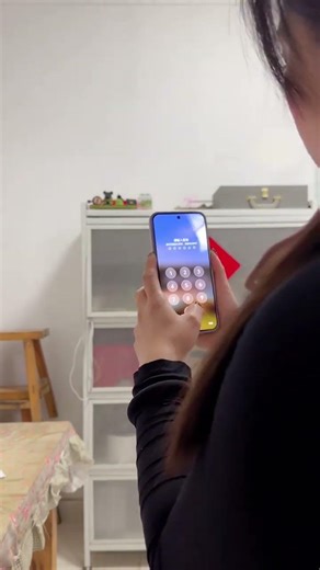 Face Recognition Fail: My Makeup Makes My Phone Go Nuts