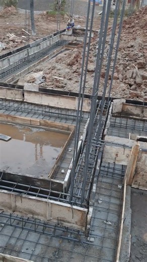 Proper technique for laying strip foundations for a single-story townhouse #trend #shortvideo #co...