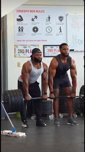 Deadlift 200kg 😳 Insane Strength Test 💪 #shortsPerfect Deadlift Form | Beginner to Pro Guide 🏋️‍♂️