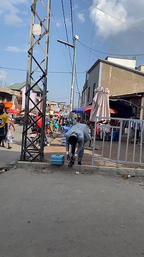 Mwizi wa sombe | Mhd Congo