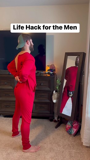 Gentlemen, let your flaps fly😂🤣 #couplesgoals #couplescomedy #lifehacks | Theblondebrewer