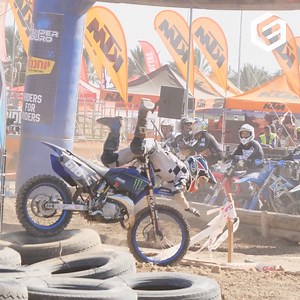 #fridayfails | Epic dirt bike fails ⚠️ From the series, don't do this at home. #extremeenduro #dirtbike #hardenduro #dirtbikefails | Enduro DKA
