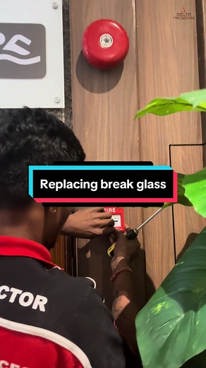 Break glass is used with every fire alarm system and it will manually raise an alarm when someone fractures the glass. #study #fyp #viral #foryou #foryourpage #firefighter #fireconstruction #malaysiatiktok #firesafety #firefightingequipment #onthisday