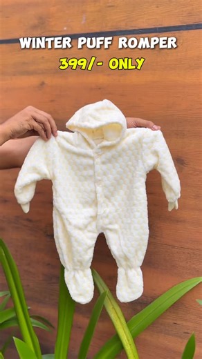 flowiee_by_cactus on Instagram: "Winter Wrapped in Cuteness! ❄️🤍 Keep your little bundle warm and stylish with our Imported Premium Winter Romper. Made from soft woolen fabric, it’s gentle on baby skin and perfect for chilly days & cozy nights. 🧶✨ Sizes: 0–3 & 3–6 months Material: Woolen Rate: ₹399/- Because tiny winters deserve extra warmth. 🌙💛 #flowiebaby #winterromper #premiumbabywear #importedbabywear #woolenromper winterbabies babywinteressentials newbornfashionindia cutebabystyle momli