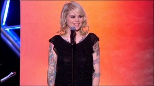 8.4K views · 244 reactions | Coeur de pirate - Pour un infidèle La chanteuse Canadienne sur le plateau de la fête de la chanson française chante pour un infidèle | La Fête de la Chanson Française | Facebook