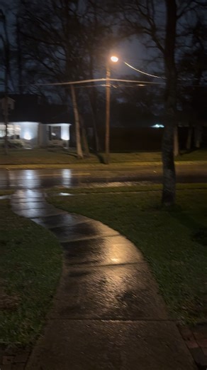 tornado sirens sounding in dallas texas #dom3 #reedtimmer #stormrecovery #searchandrescue #tornado