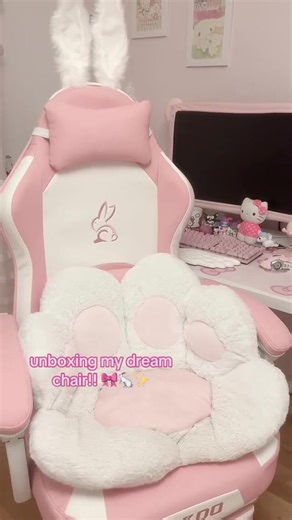 finally unboxed my dream chair and she’s perfect!! 🎀✨ honestly so obsessed with the bunny ears and the paw cushion. trying to hit my next goal of 700 so if you love all things pink & sanrio let’s be friends!! 🌸☁️ #gamingchair #pinksetup #sanrio #coquette #roommakeover
