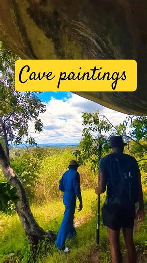 Bushmen's cave paintings 🫟 #travellers #nature #hikingtrails
