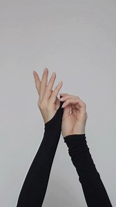 3.5K views | Poznaj swojego nowego codziennego bohatera! Ten longsleeve to definicja uniwersalności i wygody 襁 Niezastąpiony element, który pozwoli Ci szybko stworzyć modny look bez wysiłku. Gotowy na każdy dzień! ☀ www.idz.do/_julimex #basic #longsleeve #komfort #miękkość #kontri #wygoda #styl #bielizna #bieliznadamska | KONTRI.pl | Facebook