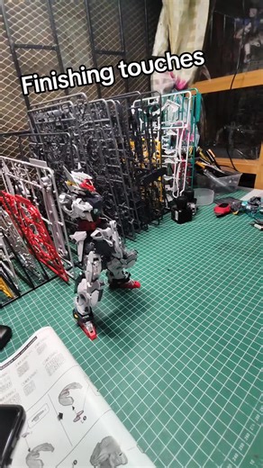 Shoulder and Arm Armor Assembly for Gundam Models