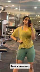 Hot Figure Size 34-24-36 Build! Curvy Abs Tone aur Zero Rest Core Squeeze. #gymlife