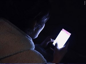 Effects of blue light exposure to your eye health, best practices