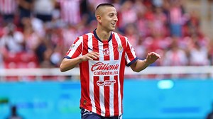 Chivas: Roberto Alvarado renovará con el club hasta 2028