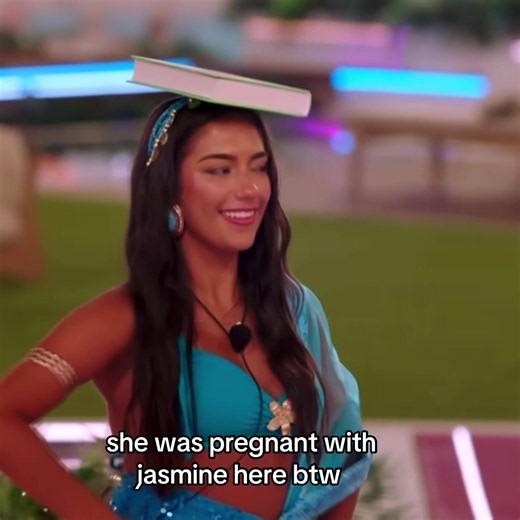 actual twins #shakira #jasminemuller #loveislanduk #loveisland #fyp | Shakira