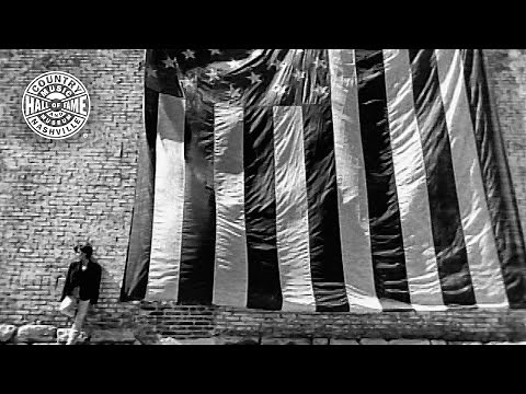 Martina McBride's "Independence Day" | The Story and People Behind a Song with a Lasting Impact