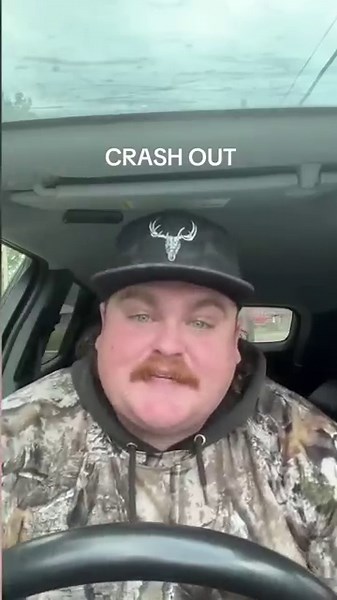 Bryan Andrews crash out. Calls out maga/fake christians.