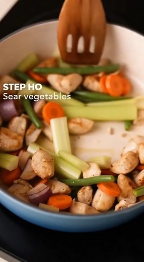 One-Pot Chicken Jardinière 🍗🌿 A cozy, vegetable-packed chicken dish simmered gently in a savory broth for a classic, comforting one-pot meal. INGREDIENTS A wholesome mix of chicken, spring vegetables, and herbs cooked together for a tender, flavorful result. * 2 tablespoons olive oil * 1.5 pounds boneless skinless chicken thighs * 1 teaspoon salt * 1/2 teaspoon black pepper * 1 teaspoon garlic powder * 1 medium onion, sliced * 2 carrots, cut into 1-inch pieces * 2 celery stalks, cut into 1-inc