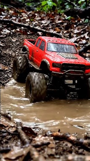 🤯 RC Mud Mayhem! 4x4 Off-Roading in the USA! 🇺🇸 So EPIC! 🔥
