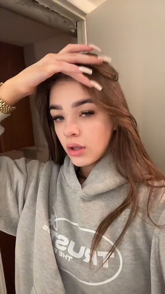 Tallulah Metcalfe 1 - Behind the Scenes Content and Updates