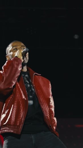 Alikiba on Instagram: "The Rebirth, New year, New Beginings. #KingsMusicAfrica #KingKiba 📍 @palacina.Nairobi 📸 @wilsonraburu #KingKiba"