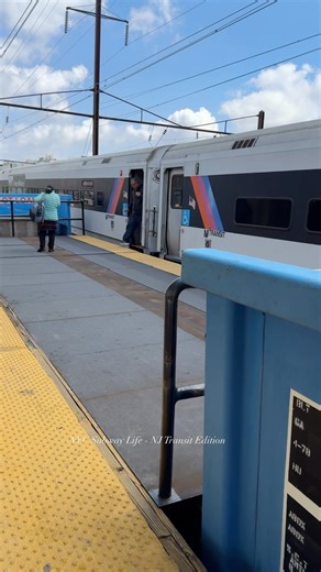 7.4K views · 2.3K reactions | Platform-Railcars at Rahway, NJ. #NJTransit #NewJersey #RahwayNJ #NYCSubway #NYC #MTA #NewYorkCitySubway #LIRR #SubwayTrain #NYCTransit You can now buy me a coffee: https://bmc.link/NYCSubwayLife | NYC Subway Life | Facebook