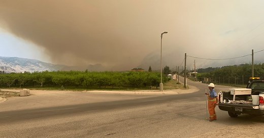 Osoyoos-area wildfire threatens homes, campgrounds and a resort
