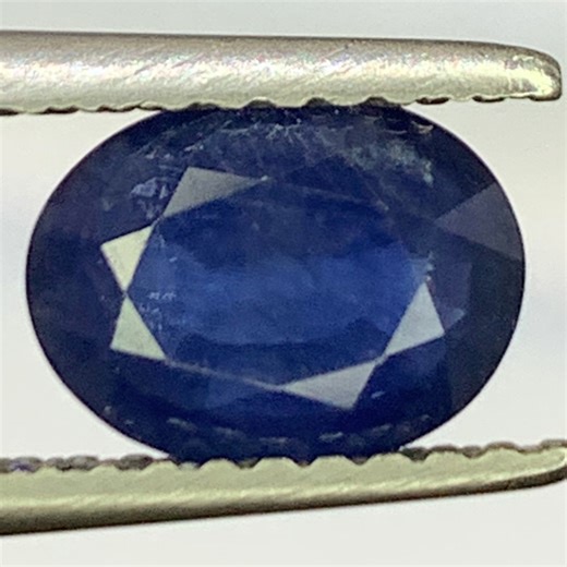 Beautiful 0.99Cts Natural Deep Blue Sapphire Oval Africa
