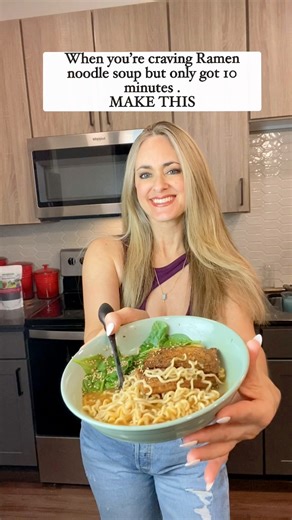 I am pretty much addicted to ramen noodle soup, but those packets are pretty unhealthy and high in sodium so I created my own homemade Ramen seasoning, plus a bonus soup recipe! You gotta try this if you haven’t yet! | The Vegan 8