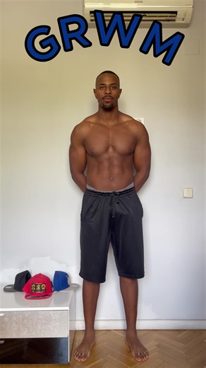 Exploring 90s Fashion in Streetwear