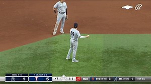 What do you do when you are facing the greatest cut fastball pitcher in baseball history in Mariano Rivera? You scoot up in the box and hit it before it cuts, of course. David Murphy shares a story about facing the New York Yankees legend. | FanDuel Sports Network Southwest