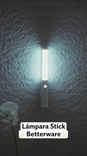 ¿Le temes a la oscuridad? 👀 Tenemos la solución, 👌 la Lámpara Stick #Betterware tiene sensor de oscuridad y movimiento, es portátil y la puedes usar hasta 6 hrs. continuas. 🙌 #EncuentraLaSolucion #HogarEnArmonia #Betterware #Lámpara #Luz #Linterna #LuzNoche